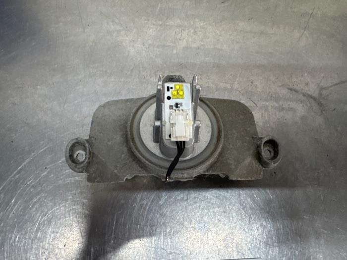 Usagé Module phare LED BMW 3 serie Gran Turismo (F34) 320i 2.0 16V Prix € 59,99 Règlement à la marge proposé par De Witte Boerderij AutoMotive