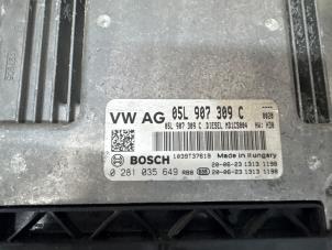 Engine management computer from a Seat Leon (KLB) 2.0 TDI 16V 2020