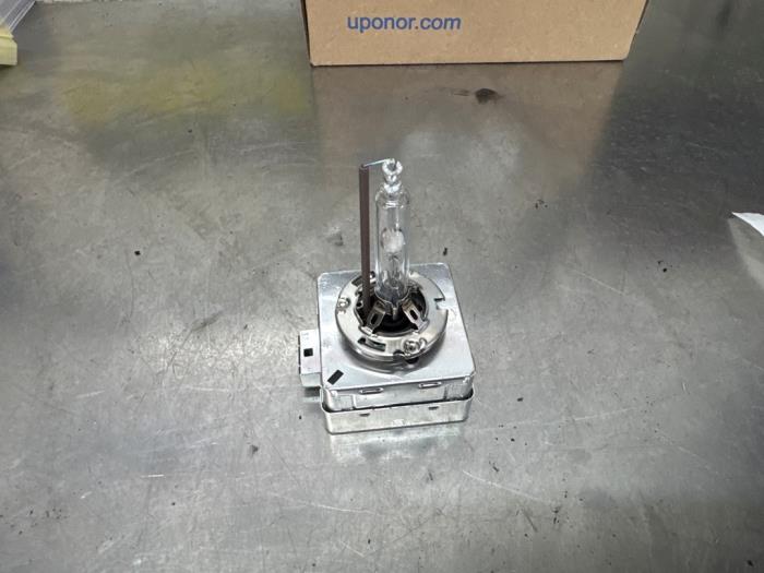 Xenon bulb