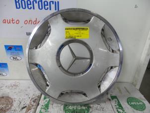 Used Wheel cover (spare) Mercedes E (W124) 2.0 200 Price € 20,00 Margin scheme offered by De Witte Boerderij B.V.