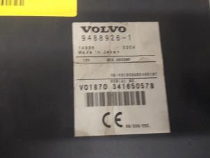 Usagé Changeur de CD Volvo S60 I (RS/HV) 2.4 D5 20V Prix € 100,00 Règlement à la marge proposé par De Witte Boerderij B.V.