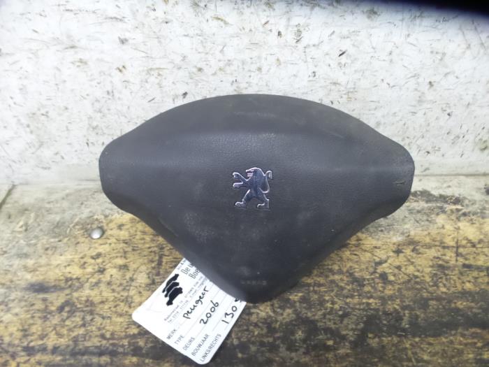 Left airbag (steering wheel) from a Peugeot 207/207+ (WA/WC/WM) 1.6 HDi 16V 2006