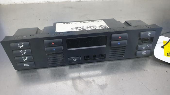 Używane Panel climatronic BMW 3 serie (E46/2) 318 Ci Cena € 50,00 Procedura marży oferowane przez De Witte Boerderij AutoMotive