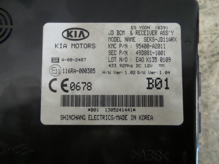 Ordenador ABS de un Kia Cee'D 2013