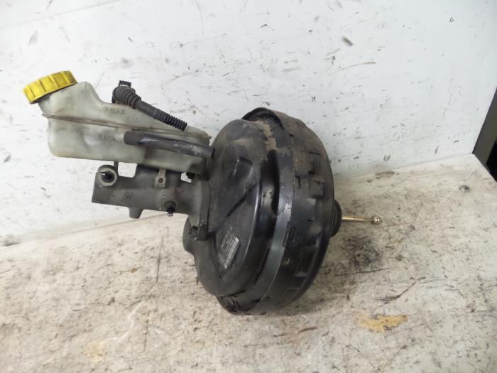 Usagé Servo frein Volkswagen Transporter T5 1.9 TDi Prix € 75,00 Règlement à la marge proposé par De Witte Boerderij AutoMotive