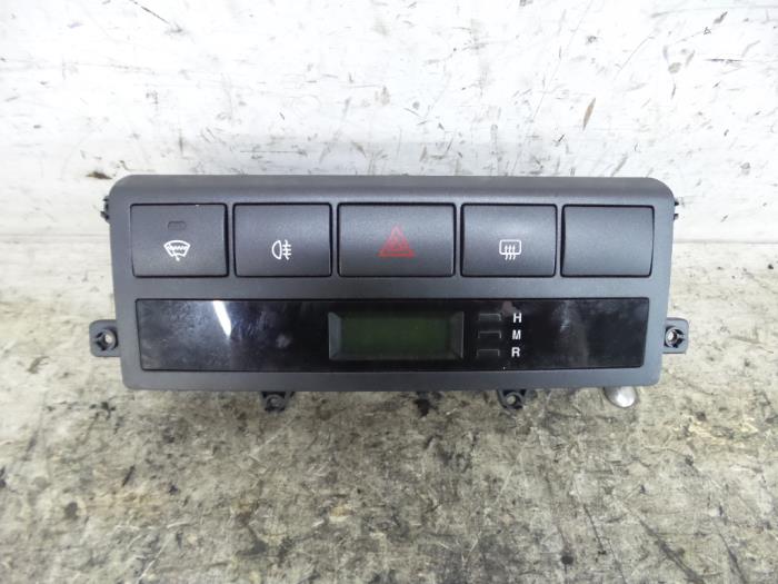 Clock Kia Sorento II 2.5 CRDi 16V VGT 945003E500