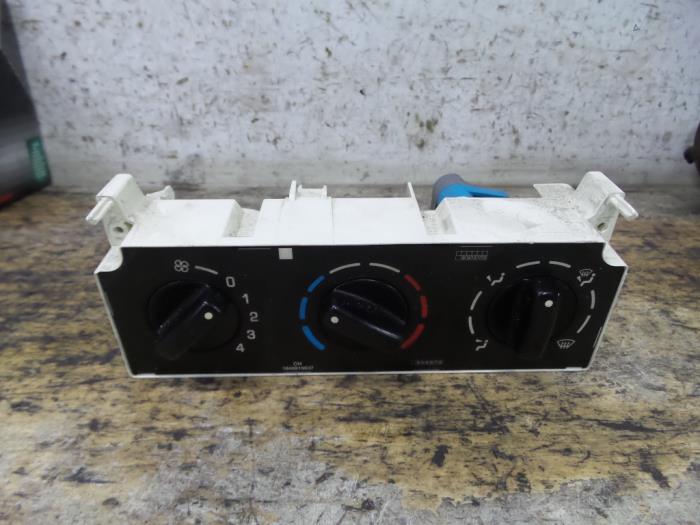 Heater control panel Peugeot Partner 1.9D 030805G
