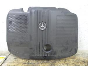 Gebrauchte Motor Schutzblech Mercedes C (W204) 2.2 C-220 CDI 16V BlueEFFICIENCY Preis € 100,00 Margenregelung angeboten von De Witte Boerderij B.V.