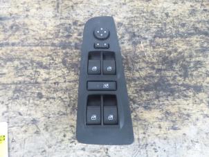 Used Multi-functional window switch Fiat Bravo (198A) 1.4 MultiAir 16V Price € 50,00 Margin scheme offered by De Witte Boerderij B.V.