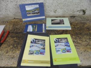 Used Instruction Booklet Renault Clio III (BR/CR) 1.5 dCi 70 Price € 20,00 Margin scheme offered by De Witte Boerderij B.V.