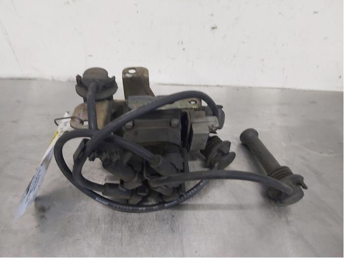 Used Ignition system (complete) Ford Escort 6 (ANL) 1.6 Laser 16V Price € 50,00 Margin scheme offered by De Witte Boerderij AutoMotive
