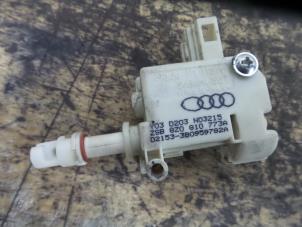 Used Tank flap lock motor Audi A2 Price € 35,00 Margin scheme offered by De Witte Boerderij B.V.