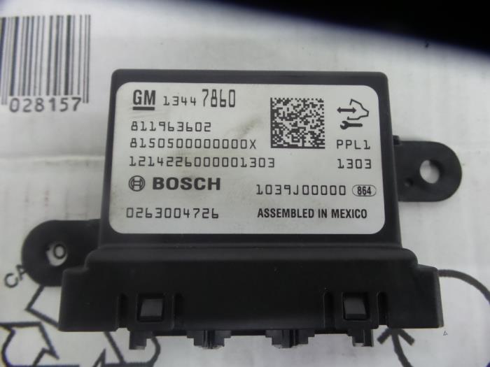 Begagnade PDC-modul Opel Meriva (B) 1.4 Turbo 16V ecoFLEX Pris € 75,00 Marginaltabell erbjuds av De Witte Boerderij AutoMotive