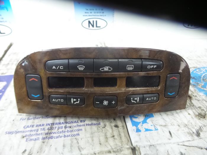 Begagnade Klimatpanel Peugeot 607 (9D/U) 2.9 V6 24V Pris € 75,00 Marginaltabell erbjuds av De Witte Boerderij AutoMotive