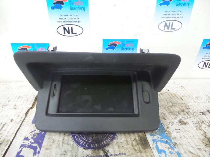 Navigation display from a Renault Clio III (BR/CR) 1.2 16V 75 2011