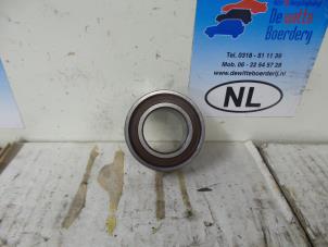 Used Support bearing, front right Opel Corsa Price € 35,00 Margin scheme offered by De Witte Boerderij B.V.