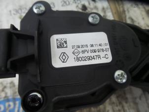 Used Throttle pedal position sensor Renault Clio IV (5R) 0.9 Energy TCE 90 12V Price € 50,00 Margin scheme offered by De Witte Boerderij B.V.