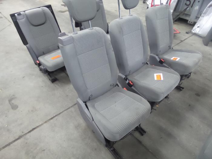 Rear seat from a Seat Alhambra (7N) 1.4 TSI 16V 2012