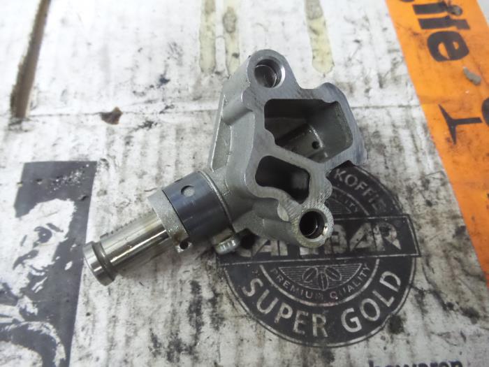 Used Chain guide Volkswagen Golf VI (5K1) 2.0 GTI 16V Price € 15,00 Margin scheme offered by De Witte Boerderij AutoMotive