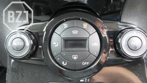 Usados Panel Climatronic Ford Fiesta Precio de solicitud ofrecido por BZJ b.v.