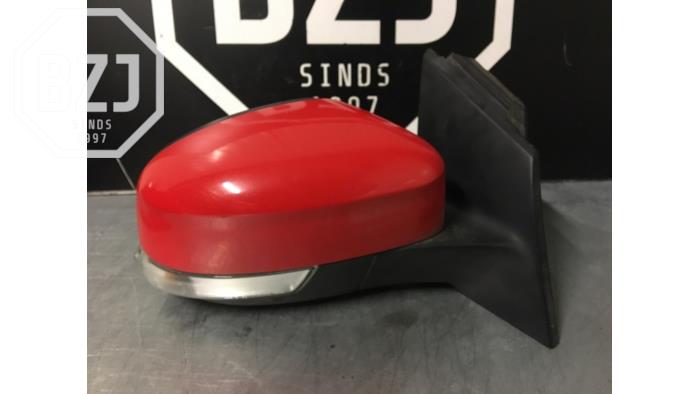 Wing mirror, right from a Ford Focus 2016
