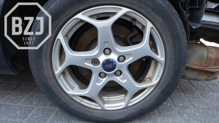 Wheel from a Ford Mondeo 2010