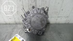Used High pressure pump Audi A4 Price on request offered by BZJ b.v.