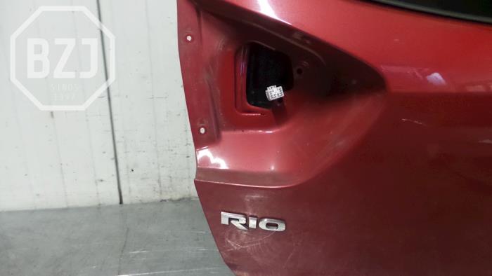 Hayon arrière d'un Kia Rio III (UB) 1.4 CVVT 16V 2011