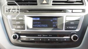 Używane Radioodtwarzacz CD Hyundai I20 Cena na żądanie oferowane przez BZJ b.v.
