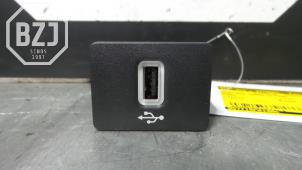 Usagé Connexion USB Ford Fiesta Prix sur demande proposé par BZJ b.v.