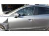 Puerta de 4 puertas izquierda delante de un Mazda 3 (BM/BN), 2013 / 2019 2.0 SkyActiv-G 120 16V, Hatchback, Gasolina, 1,997cc, 88kW (120pk), FWD, PEY7; PEY5; PEXL, 2013-09 / 2019-05 2015