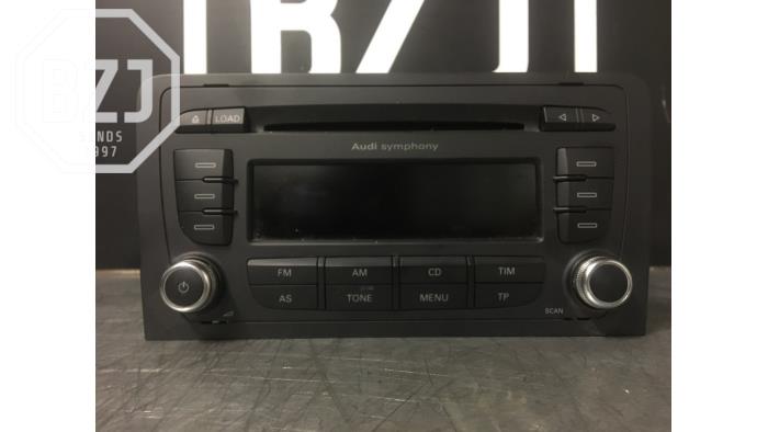 Radioodtwarzacz CD z Audi A3 2012