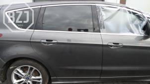Używane Drzwi prawe tylne wersja 4-drzwiowa Ford S-Max Cena € 650,00 Procedura marży oferowane przez BZJ b.v.