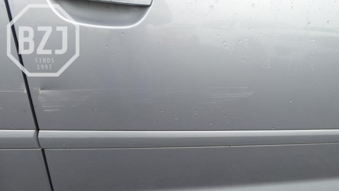 Portière 4portes avant droite d'un Audi A3 2009