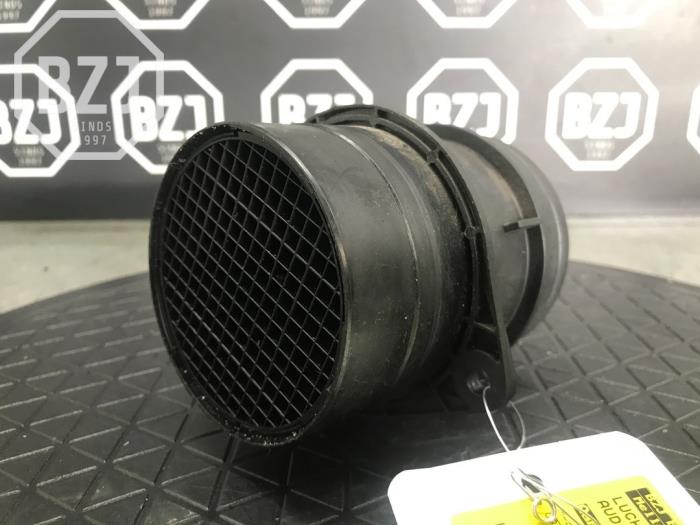 Gebrauchte Luftmassenmesser Audi A4 Preis € 50,00 Margenregelung angeboten von BZJ b.v.