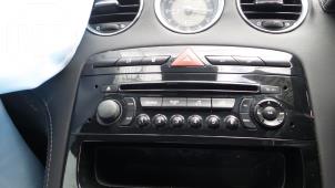 Usagé Radio/Lecteur CD Peugeot RCZ (4J) 1.6 16V THP Prix sur demande proposé par BZJ b.v.
