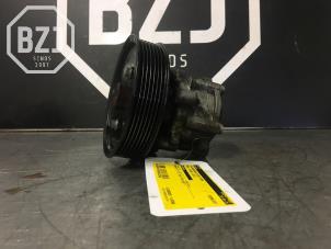 Usagé Pompe direction assistée Opel Vivaro 2.0 CDTI Prix sur demande proposé par BZJ b.v.
