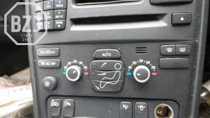Używane Panel sterowania nagrzewnicy Volvo XC90 I 2.4 D5 20V Cena na żądanie oferowane przez BZJ b.v.