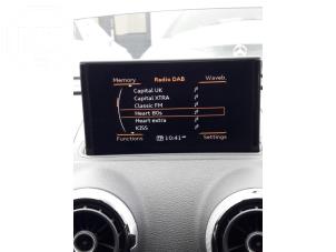 Używane Wyswietlacz nawigacji Audi A3 Cena na żądanie oferowane przez BZJ b.v.