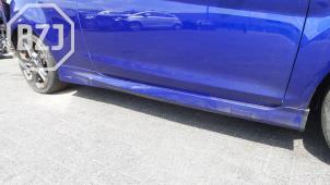 Gebrauchte Seitenschürze rechts Ford Fiesta Preis auf Anfrage angeboten von BZJ b.v.