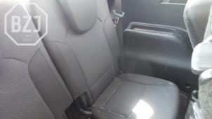Gebrauchte Sitz hinten Kia Carens IV (RP) 1.7 CRDi 16V Preis auf Anfrage angeboten von BZJ b.v.