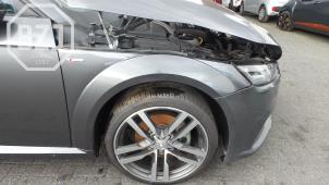 Used Front wing, right Audi TT Price on request offered by BZJ b.v.