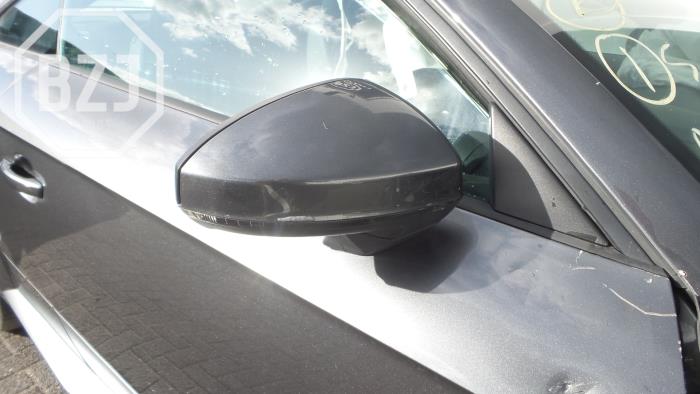 Wing mirror, right from a Audi TT 2016