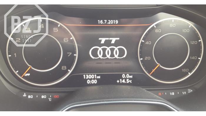 Tacho - Kombiinstrument KM van een Audi TT 2016