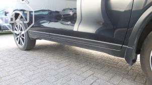 Used Side skirt, right Nissan X-Trail (T32) 1.6 Energy dCi Price on request offered by BZJ b.v.