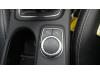 I-Drive Taste van een Mercedes CLA (117.3), 2013 / 2019 1.6 CLA-180 16V, Limousine, 4-tr, Benzin, 1.595cc, 90kW (122pk), FWD, M270910, 2013-01 / 2019-03, 117.342 2014