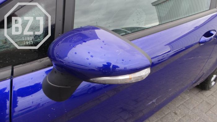 Wing mirror, left from a Ford Fiesta 2013