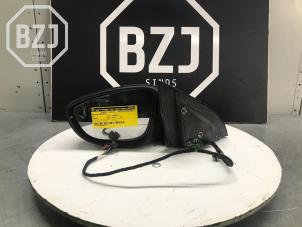 Used Wing mirror, left Volkswagen Passat Price on request offered by BZJ b.v.