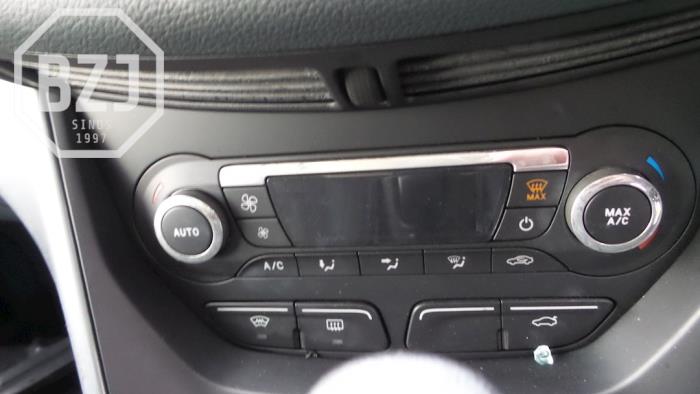 Używane Panel climatronic Ford C-Max (DXA) 2.0 TDCi 16V Cena na żądanie oferowane przez BZJ b.v.