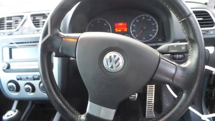 Left airbag (steering wheel) from a Volkswagen Eos (1F7/F8)  2009